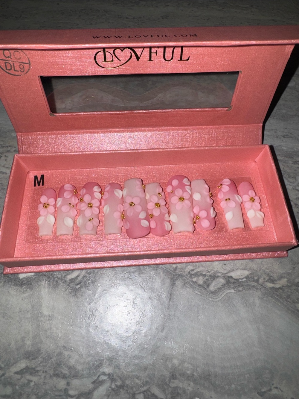 Pink Floral Press-On Nail Set